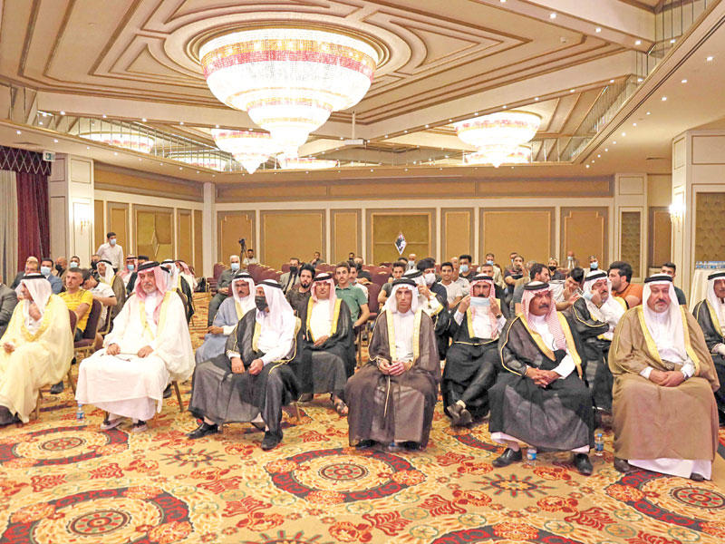 جانب من المشاركين في مؤتمر اربيل امس الأول (أ ف ب)