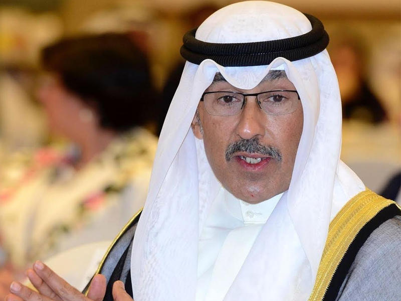 محافظ الأحمدي الشيخ فواز الخالد