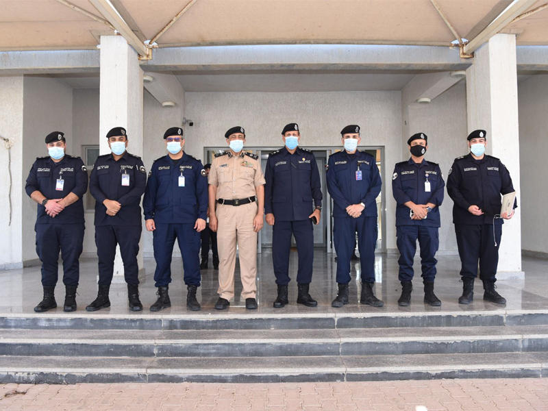  وكيل وزارة الداخلية الفريق فيصل النواف ووكيل وزارة الداخلية المساعد لشؤون المؤسسات الإصلاحية وتنفيذ الأحكام اللواء طلال معرفي مع قيادات المؤسسات الإصلاحية