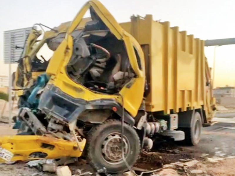شاحنة البلدية بعد الحادث