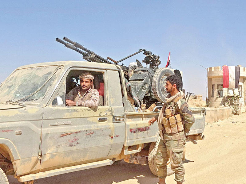 قتل 50 عنصرا من الميليشيات الحوثية وقوات موالية للحكومة اليمنية 