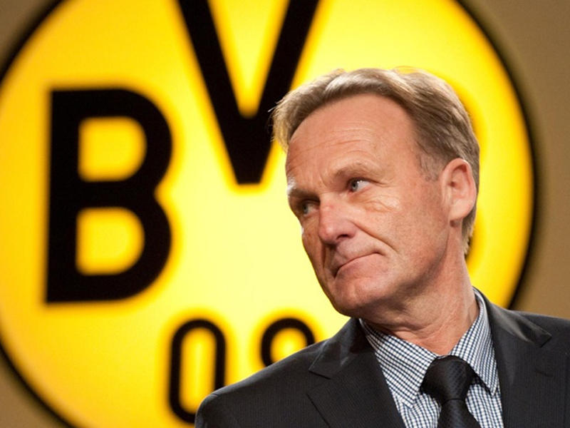 الرئيس التنفيذي لنادي بوروسيا دورتموند الألماني لكرة القدم هانز- يوأخيم فاتسكه