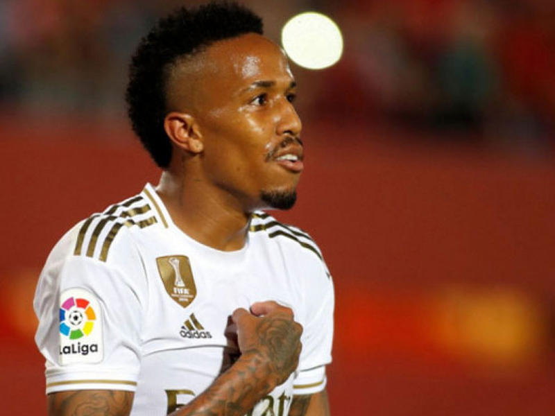  الدولي البرازيلي إيدر ميليتاو