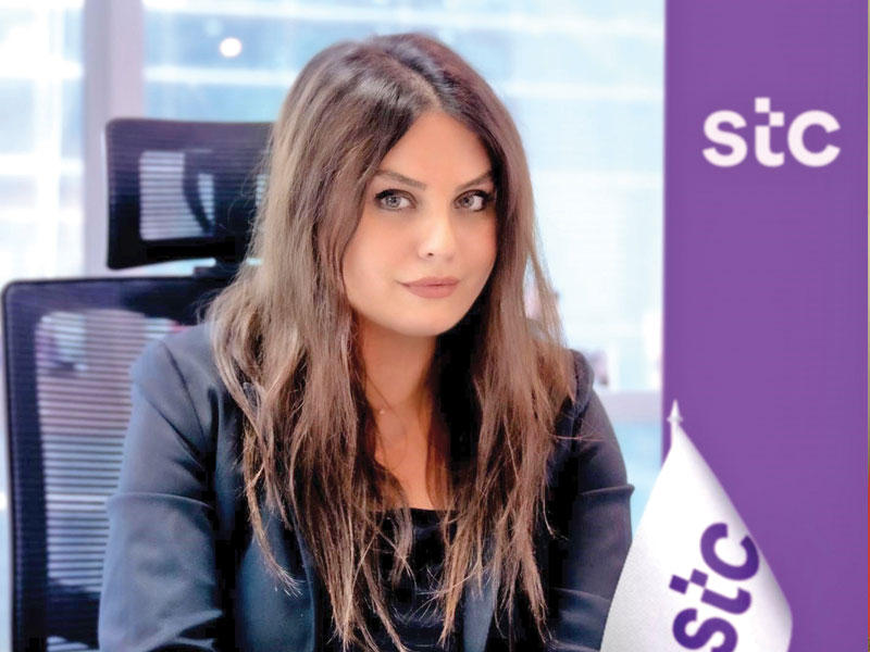 دانة الجاسم المديرة العامة لإدارة اتصالات الشركات في «stc»