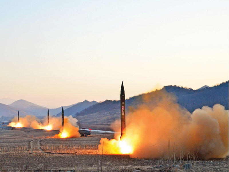 جانب من اختبارات الأسلحة والصواريخ البالستية في كوريا الشمالية الأسبوع الماضي
