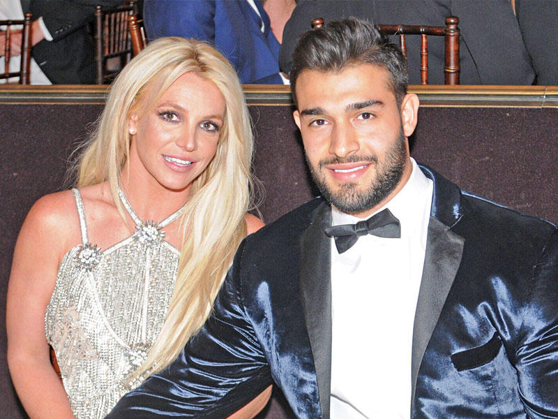 بريتني سبيرز و سام أصغري 