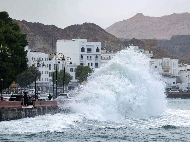 حالة البحر في عمان مضطرب 