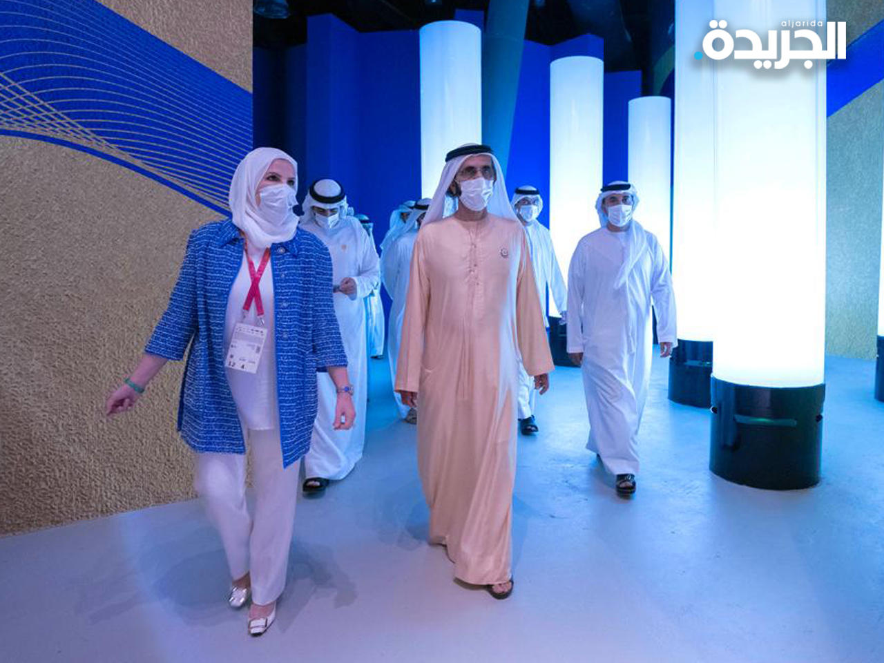 الشيخ محمد بن راشد في جناح الكويت