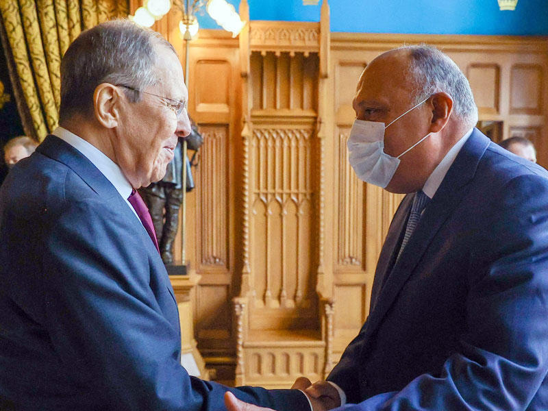 وزير الخارجية المصري سامح شكري مع وزير الخارجية الروسي سيرغي لافروف