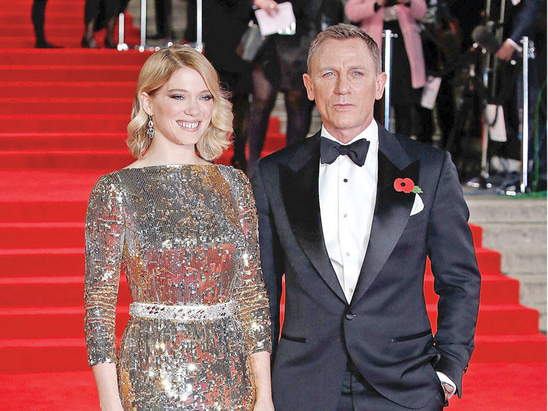 دانيال كريغ وليا سيدو