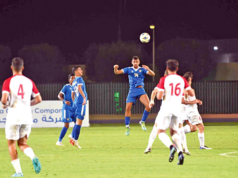 جانب من لقاء المنتخب الأولمبي والأردن