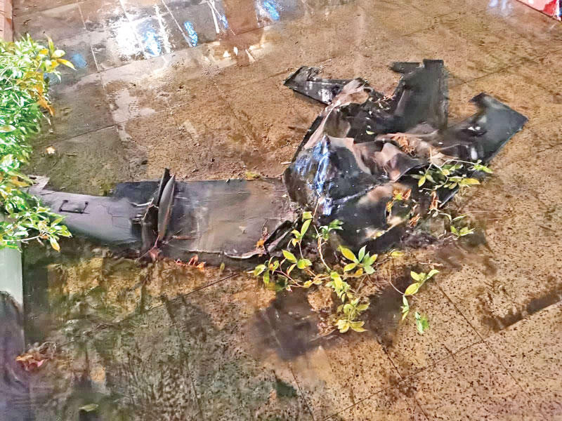 10 مصابين بهجوم حوثي على مطار سعودي n