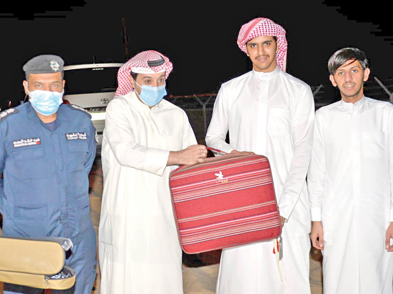 مبادرة توعية في مناطق طريق الوفرة - ميناء عبدالله،