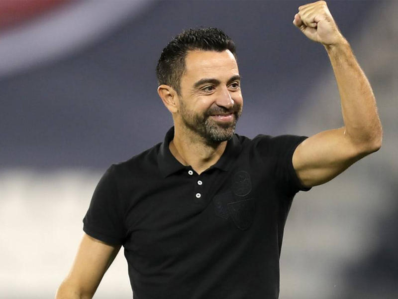 أسطورة نادي برشلونة الإسباني تشافي هرنانديز 