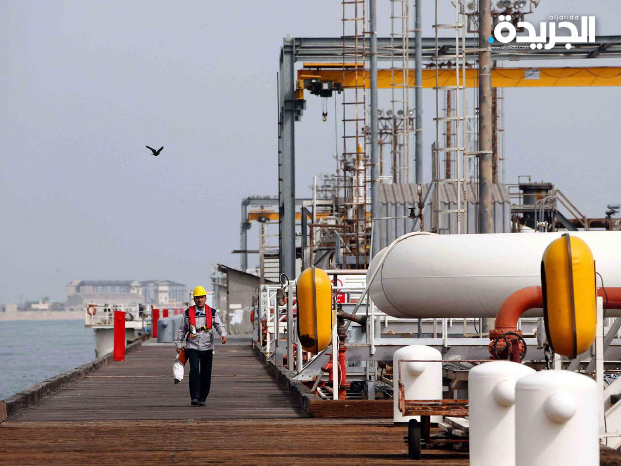 إيران تعتزم بيع النفط مقابل الاستثمار والسلع