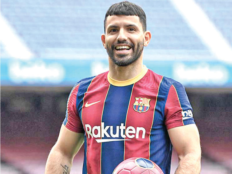  الأرجنتيني سرخيو أغويرو