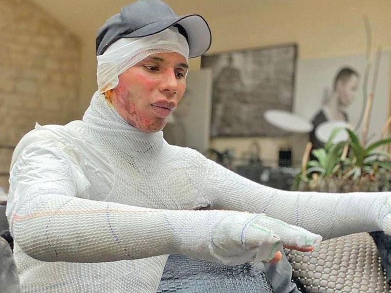 مصمم الموضة الفرنسي الشهير أوليفييه روستان 