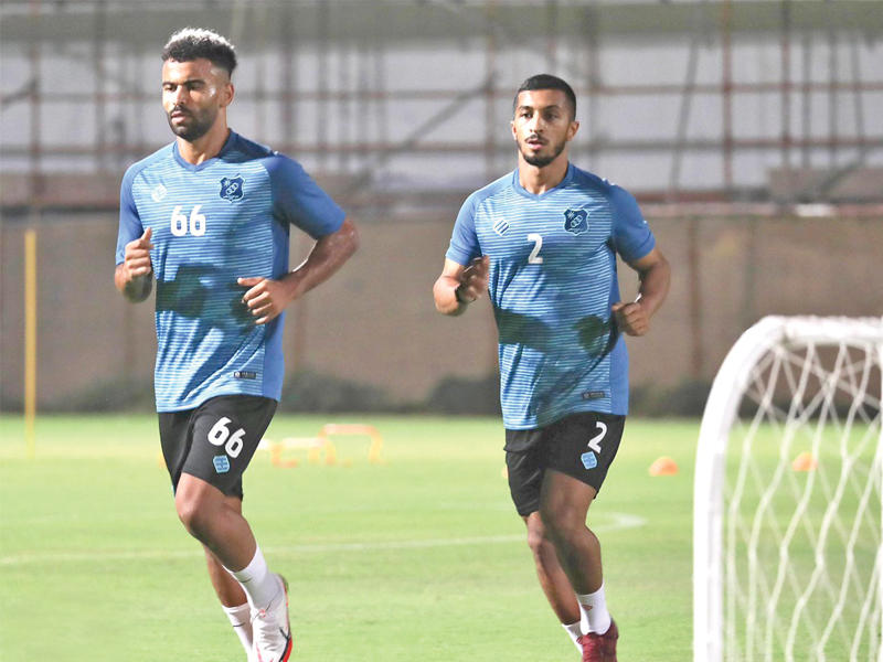 جانب من تدريبات الأبيض في دبي