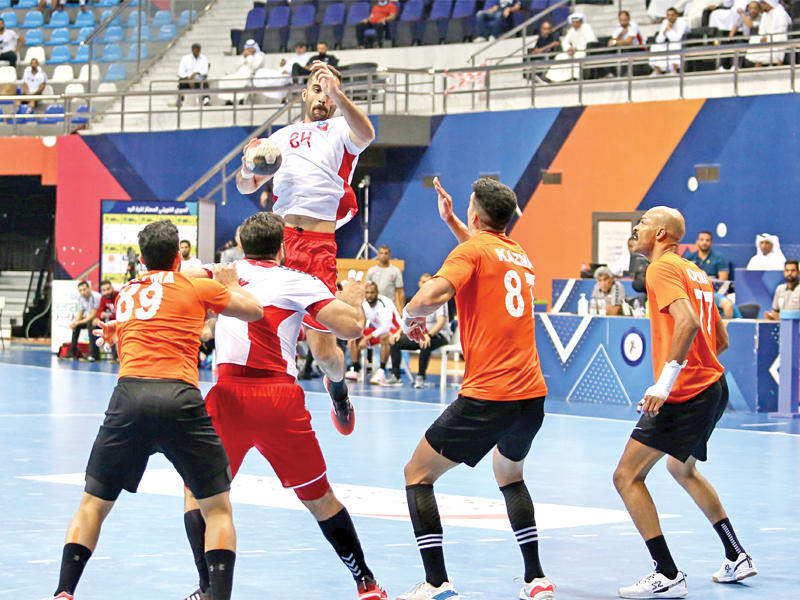 جانب من لقاء الكويت وكاظمة أمس