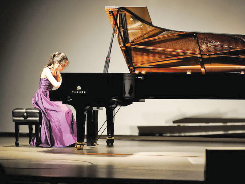 من المسابقة