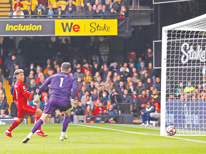 فيرمينيو نجم ليفربول يحرز الهدف الخامس