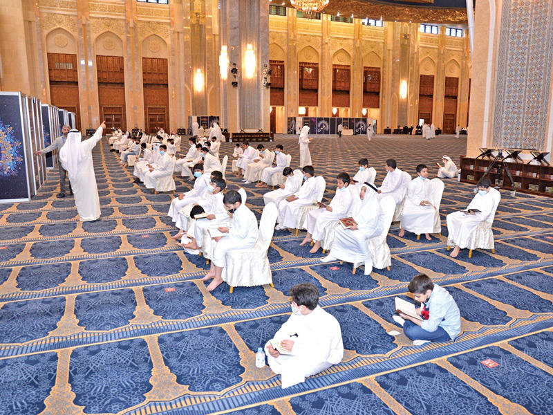 مسابقة القرأن في المسجد الكبير