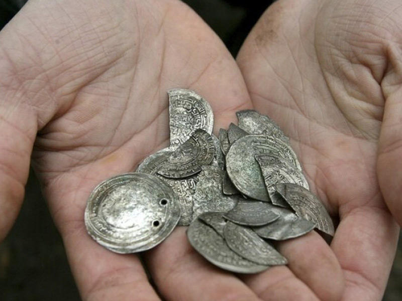  5500 قطعة نقدية فضية من عهد نيرون