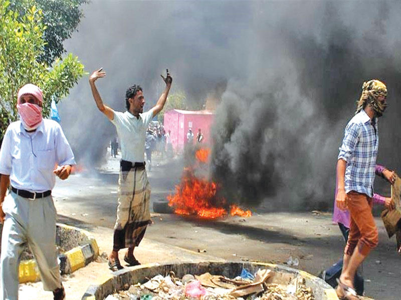 قتلى بسقوط صاروخ على حي بذمار اليمنيةn