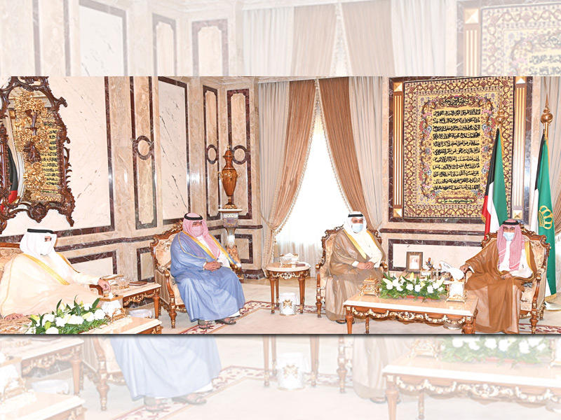 الأمير مستقبلاً وزراء الدفاع والخارجية والداخلية أمس