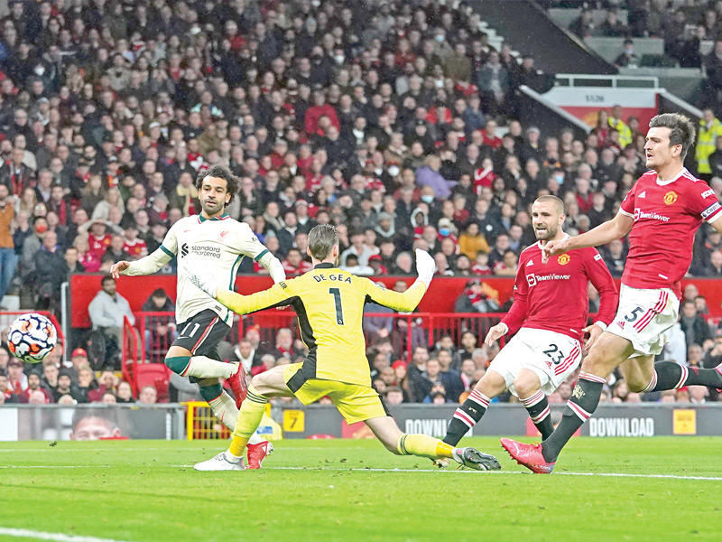 صلاح نجم ليفربول يحرز الهدف الخامس