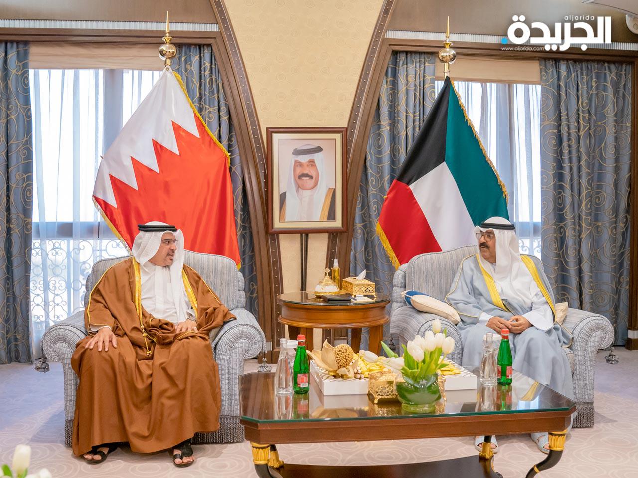 سمو ولي العهد يستقبل ولي العهد ورئيس الوزراء بمملكة البحرين