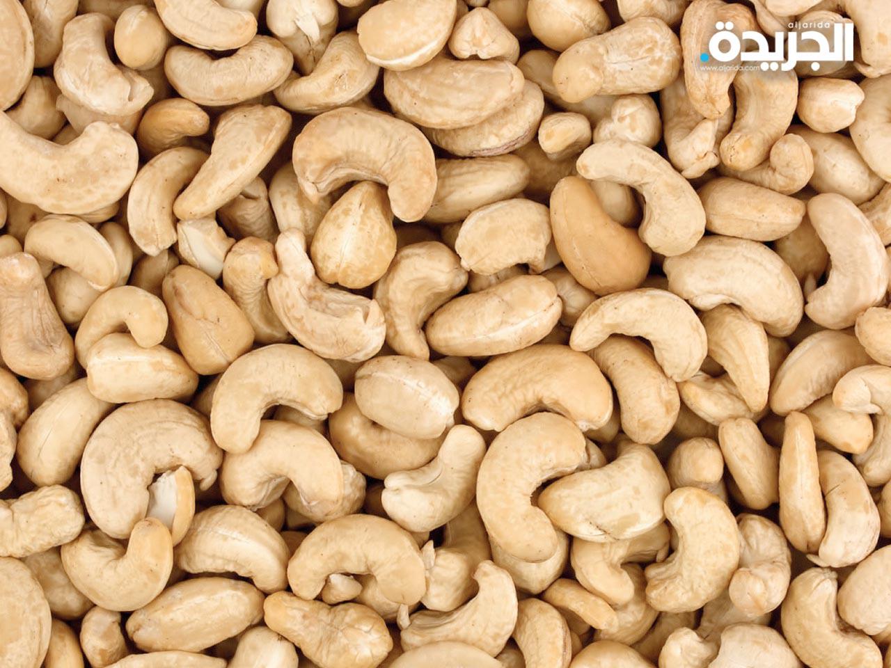 إيران:بالسجن والجلد لرجل سرق «كاجو»