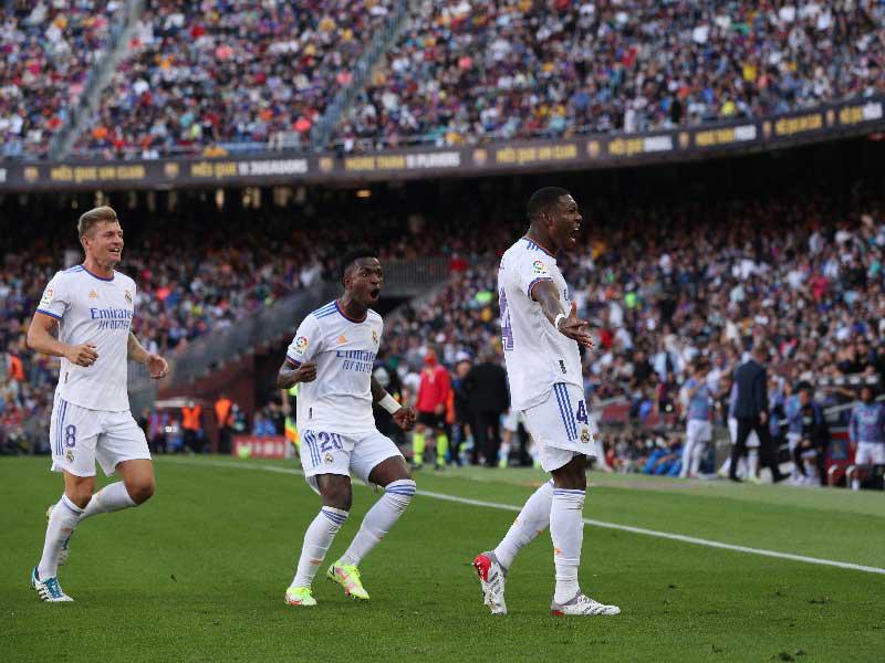 لاعبو ريال مدريد في لقاء سابق