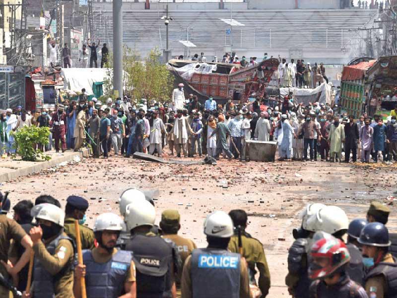 تظاهرات مناهضين لفرنسا في باكستان 