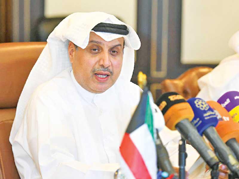  نائب رئيس مجلس الوزراء وزير الدفاع الشيخ حمد الجابر