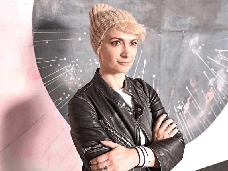 هالينا هاتشينز