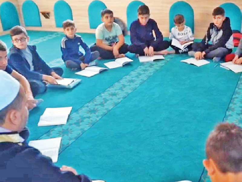  حلقة تحفيظ القرآن الكريم