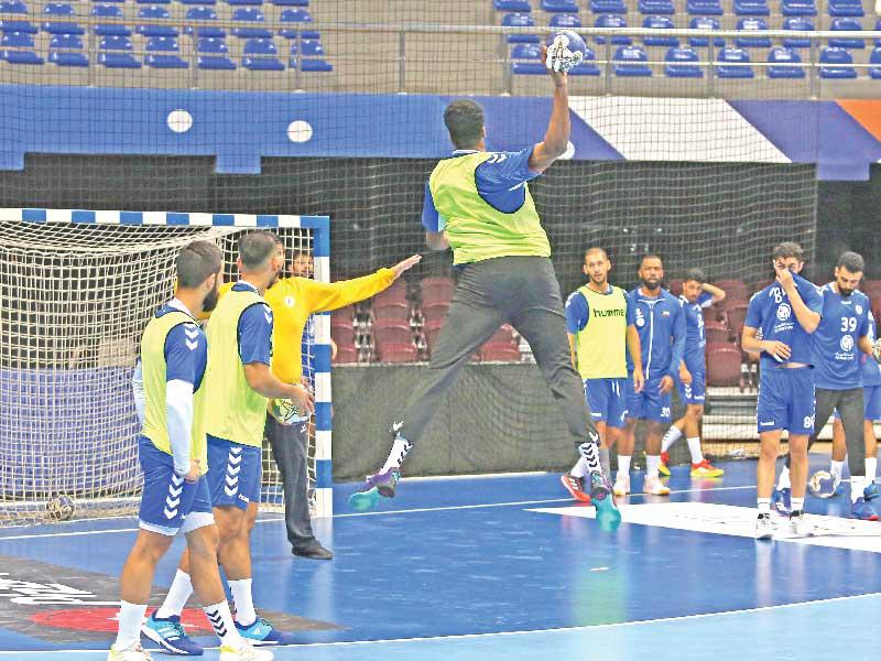 جانب من تدريب أزرق اليد محلياً