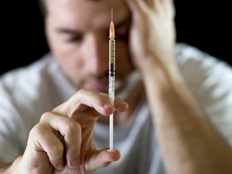 حقنة مخدرات 