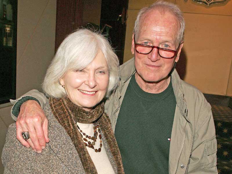 بول نيومان وزوجته