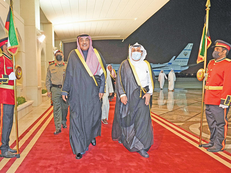 ممثل الأمير لدى عودته وفي استقباله الجابر