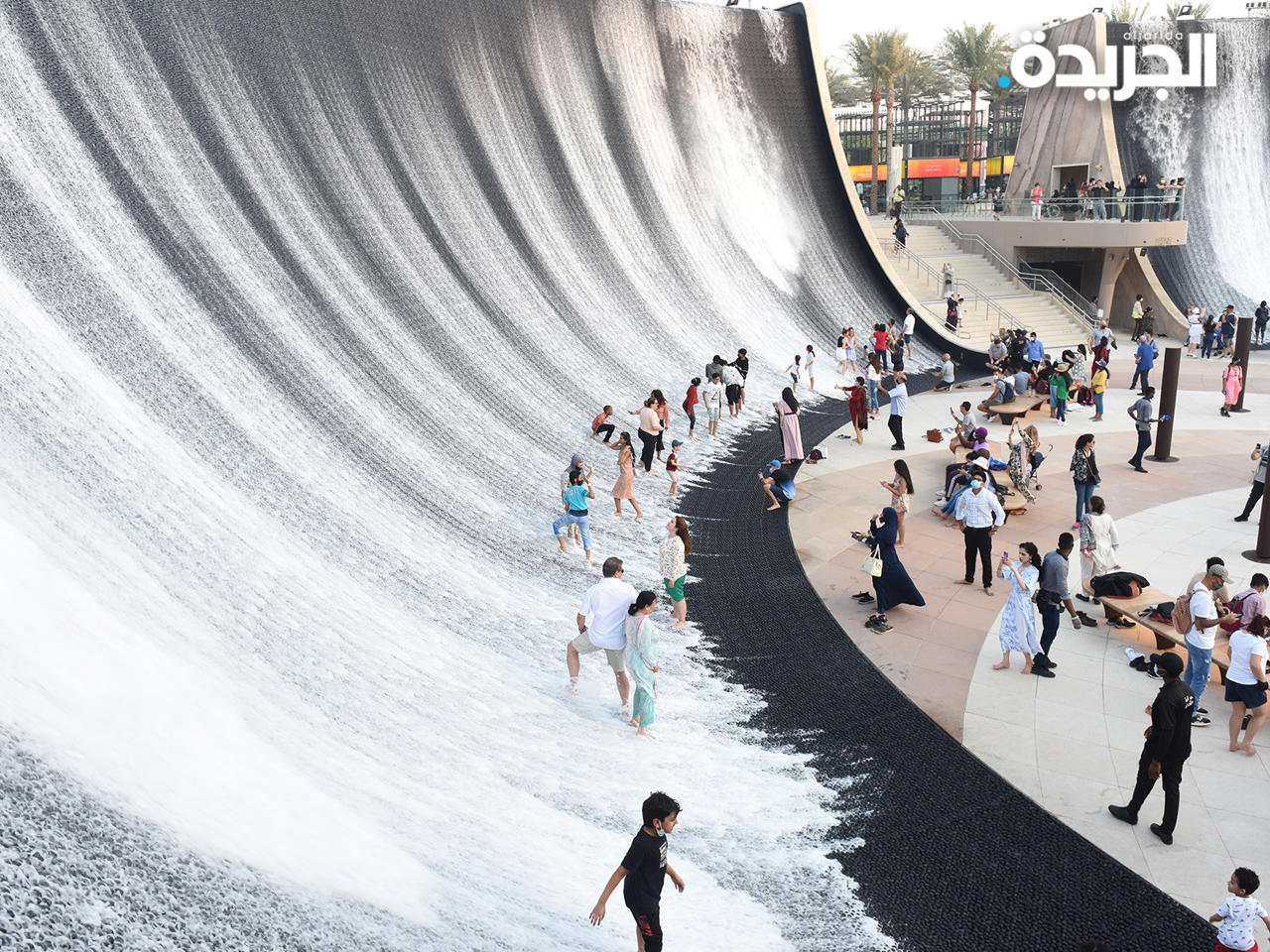 «شلالات إكسبو دبي 2020».. تصميم إبداعي مبهر