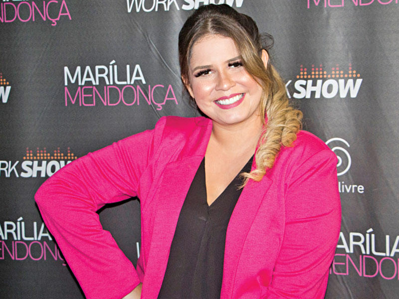 المغنية البرازيلية الشهيرة ماريليا مندونسا 