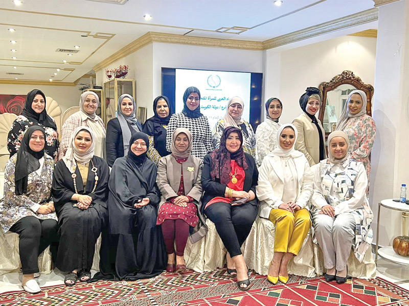 مشاركات في اجتماع الاتحاد العربي للمرأة المتخصصة