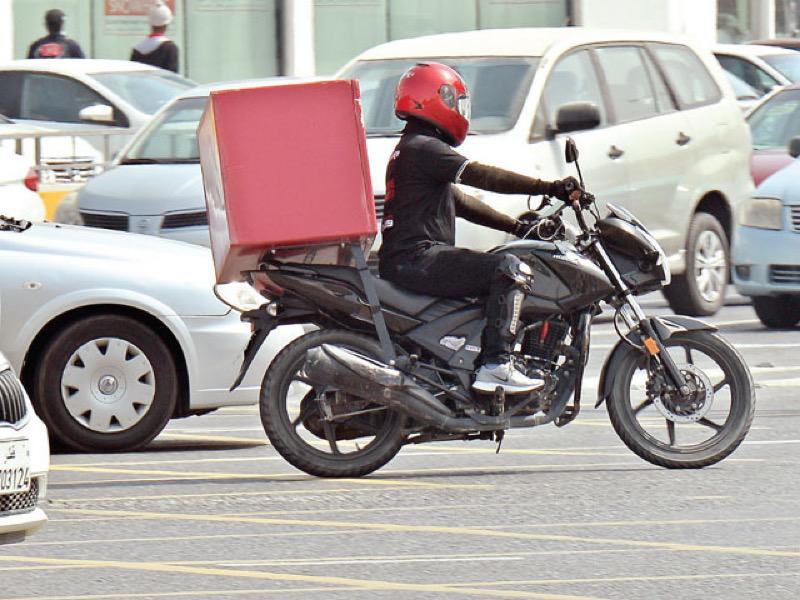 دراجات توصيل الطلبات