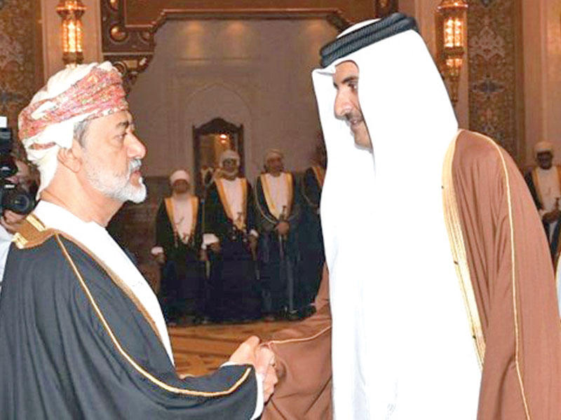أمير قطر تميم بن حمد آل ثاني و سلطان عمان هيثم بن طارق 