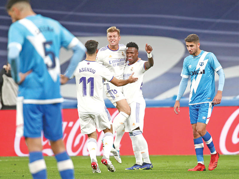 فرحة لاعبي ريال مدريد بالهدف الأول