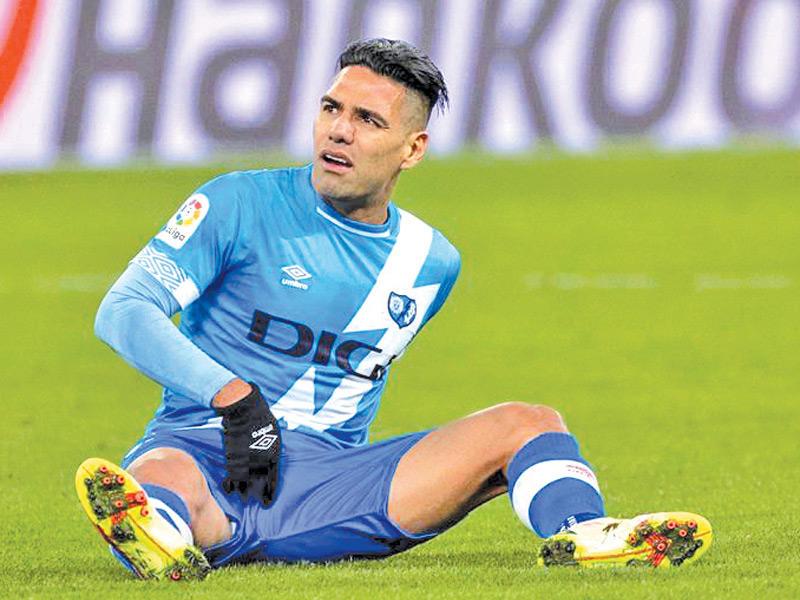  المهاجم الكولومبي لفريق رايو فايكانو، راداميل فالكاو