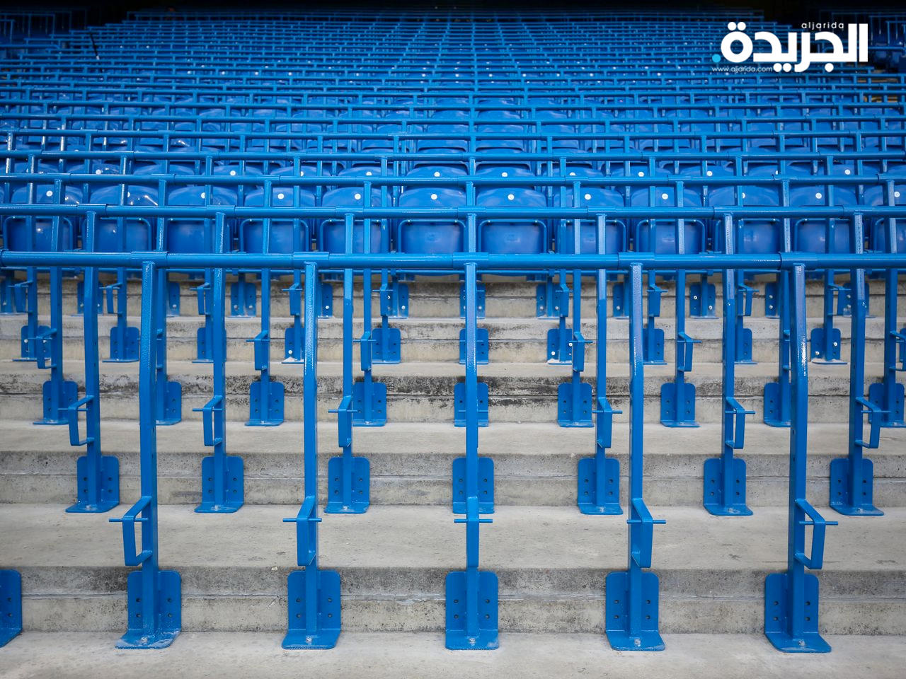 منح 5 أندية إنجليزية تراخيص «الوقوف الآمن» للمشجعين