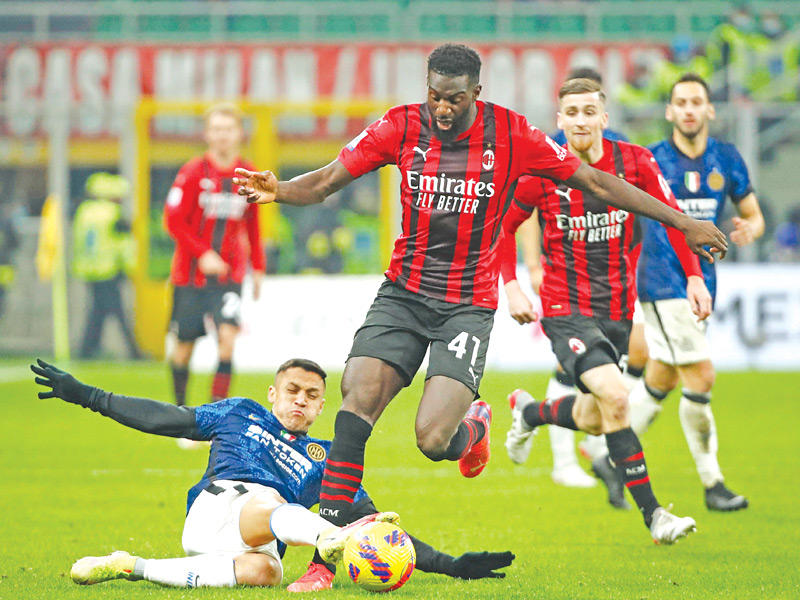 جانب من مباراة ميلان والإنتر